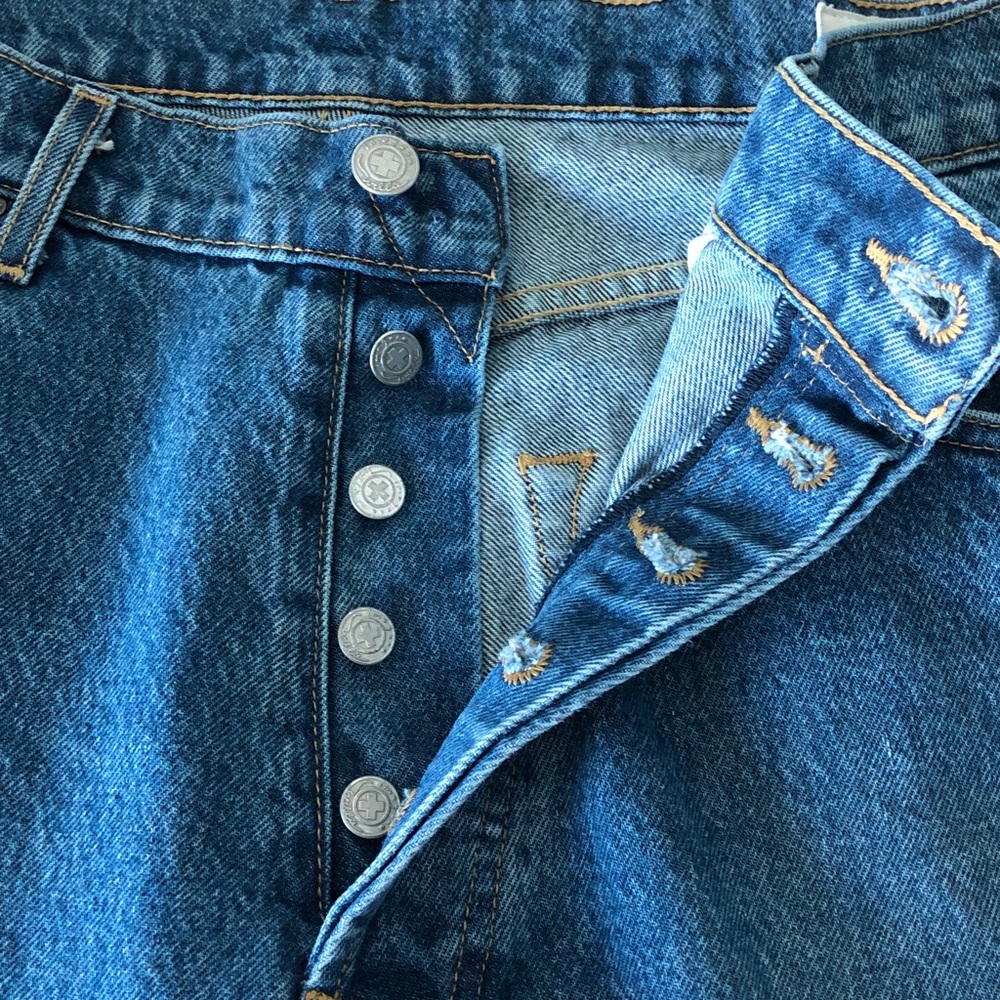 Imogene + Willie “Edie” Mid-Rise Jeans - Picture 3 of 7